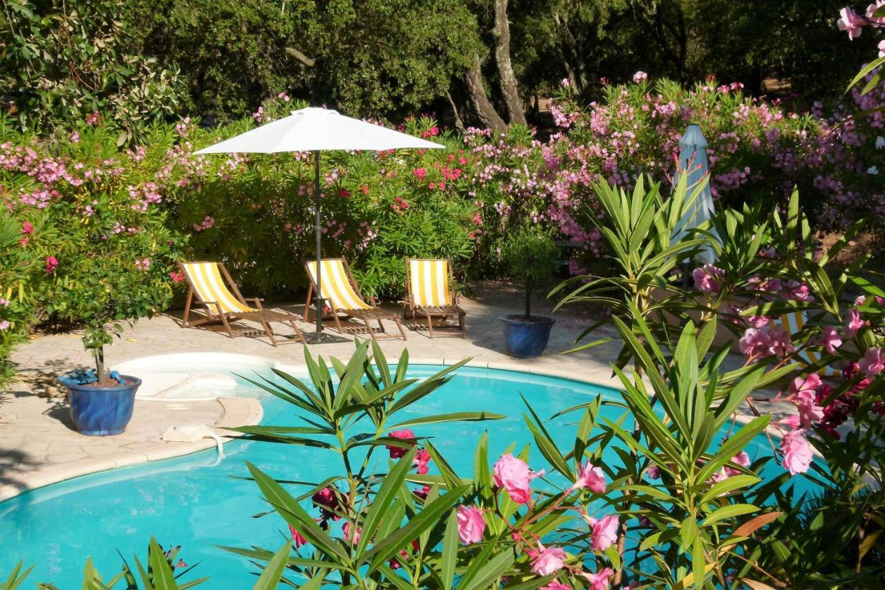 Le Bastidon Saint-Michel Bed & Breakfast Sainte-Maxime Exterior photo